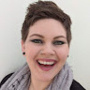 Meet your Posher, Holly